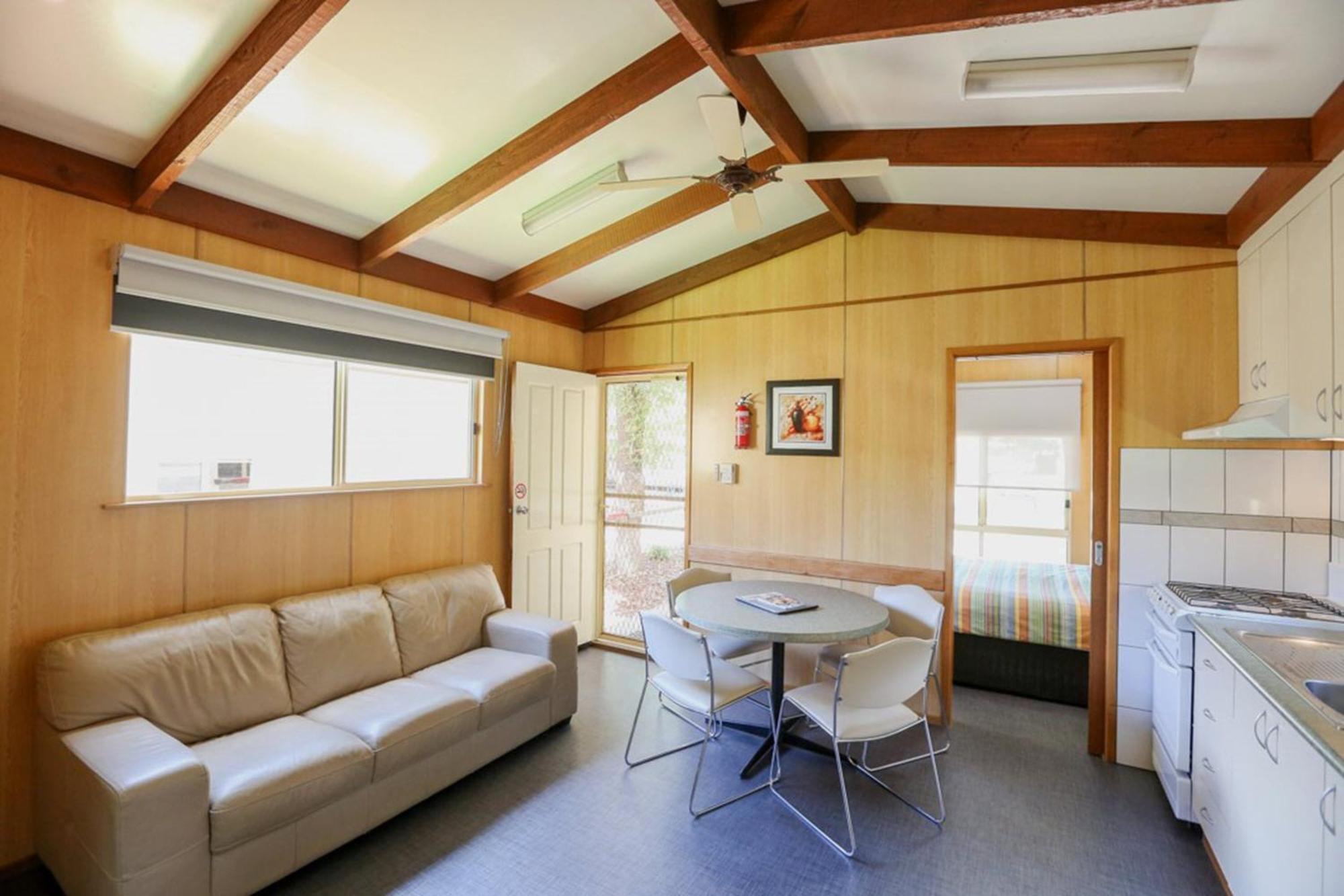 Big4 Mildura Getaway Hotel Bilik gambar